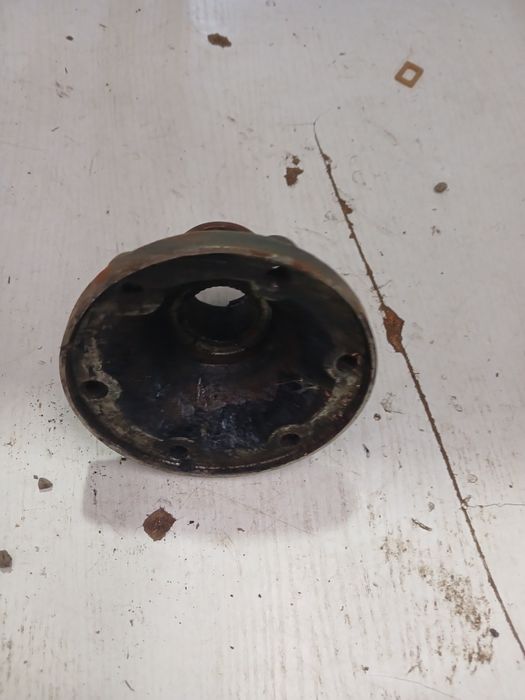 Фланец Фольксваген Гольф3