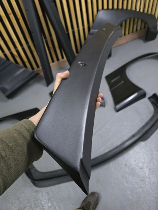 BMW E36 расширение ROCKET BUNNY