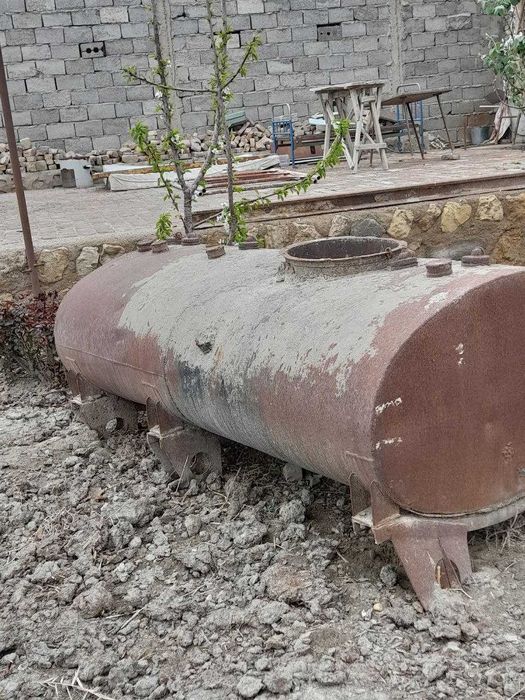 Продаётся цистерна Каган