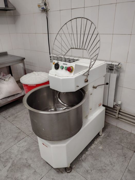 Тестомесы для пекарни