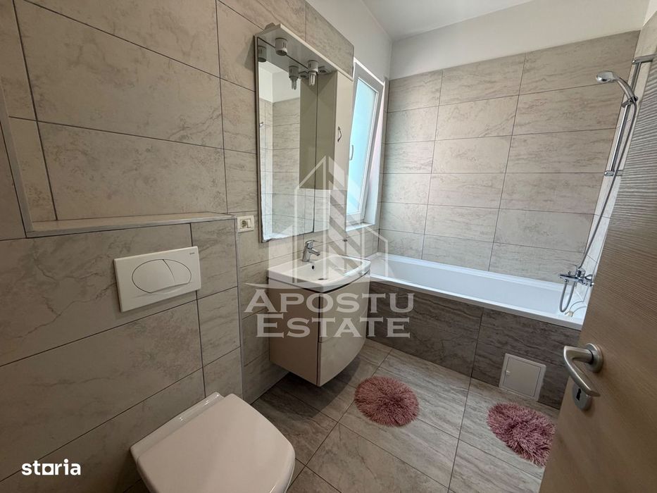 Apartament cu 2 camere de vânzare , 2 locuri de parcare, Dumbravita