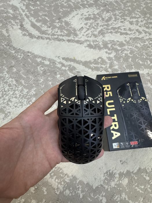 Мышь Attack Shark R5 Ultra черный