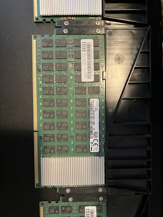 IBM 00VK253, 16GBx4 DDR4 ECC CDIMM memorii server
