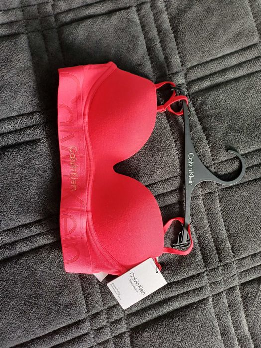 Сутиен Calvin Klein