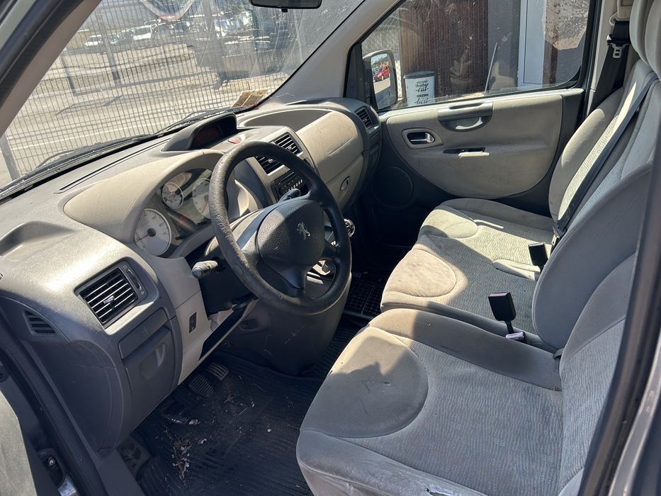 Peugeot Expert 2.0HDI 136 к.с 2009г