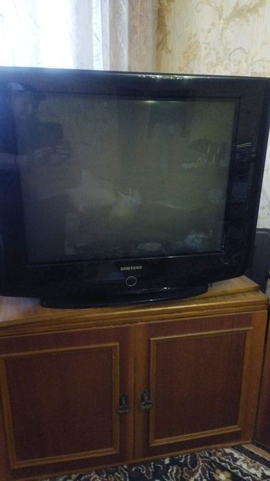 Наконечник для флага,и телевизор в отличном состоянии