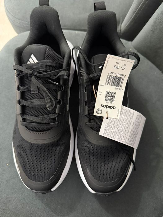 Кроссовки Adıdas