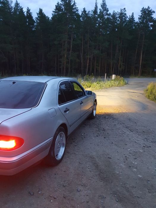 Продам Мерседес 230