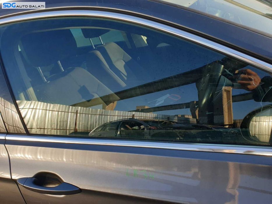Geam Sticla de pe Usa Portiera Dreapta Fata Volkswagen Passat B8 2014 - 2023 [C3941]
