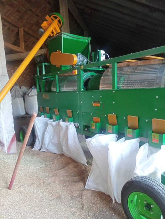 Висококачествени семепочистващи и обеззаразяващи машини !!!