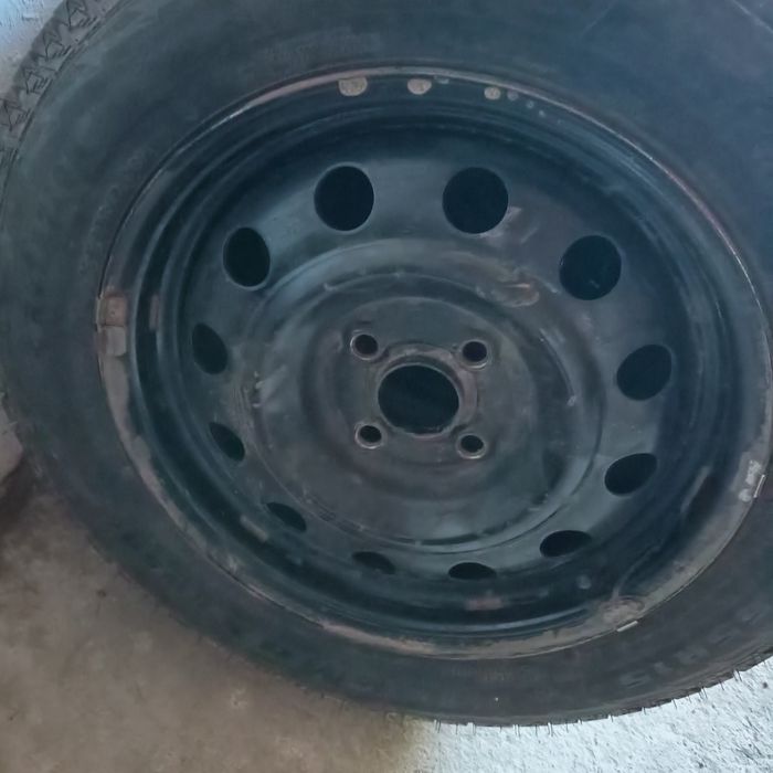 Комплект дисков с резиной Hyundai accent
