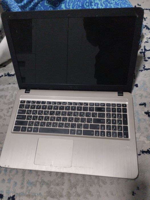 Продам ноутбуки samsung core i5 и Аsus.
