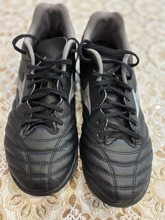 Стоножки МИЗУНО естествена кожа