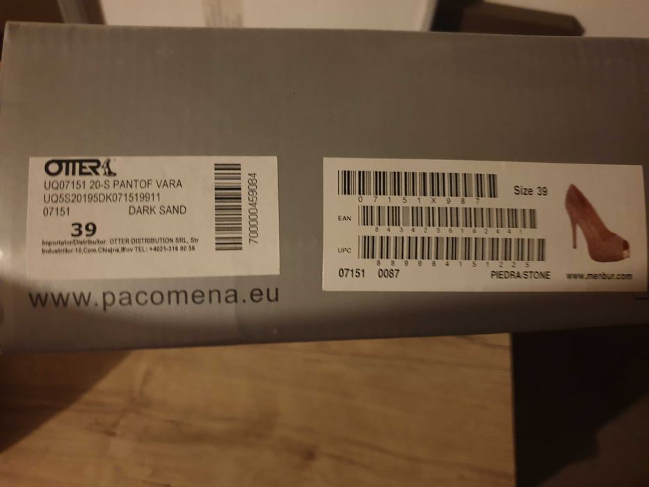 Pantofi cu platforma aurii Otter