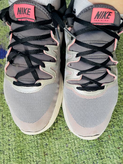 Дамски маратонки нике оригинал