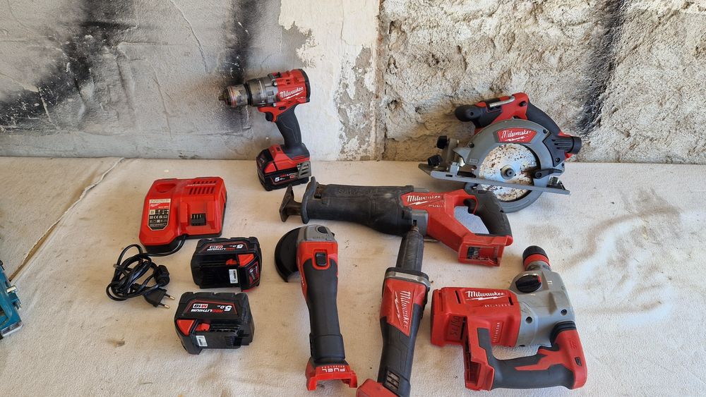 Scule Milwaukee M18