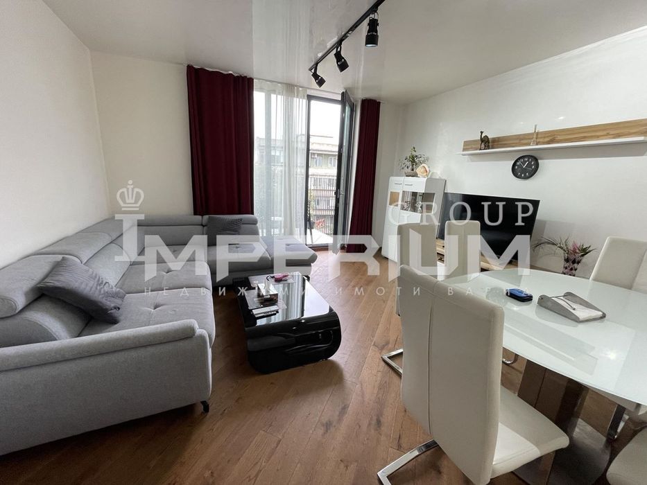 Продава се Тристаен апартамент в Варна, Чайка - 108 кв.м за 3982 €/кв.м - Снимка #9