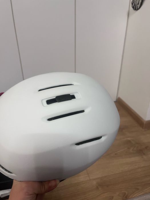 Vand casca de schii femei marca Blizzard, in stare excelenta