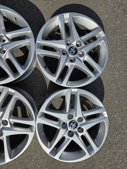 17цола Toyota 5x114,3 Тойота 4бр Оригинални