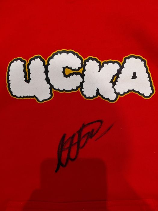 Суитшърт на ЦСКА София подписан от Мартин Петров