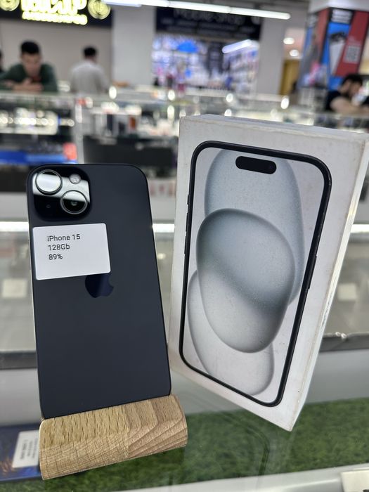 iPhone 15 128Gbb
