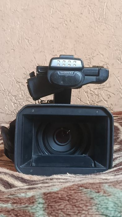 Sony  HXR   nx 3