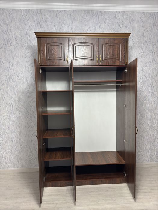 shkaf 3 eshik antersol