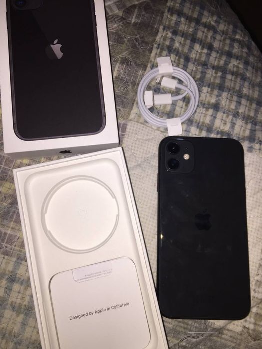 Продам айфон 11 128 гб