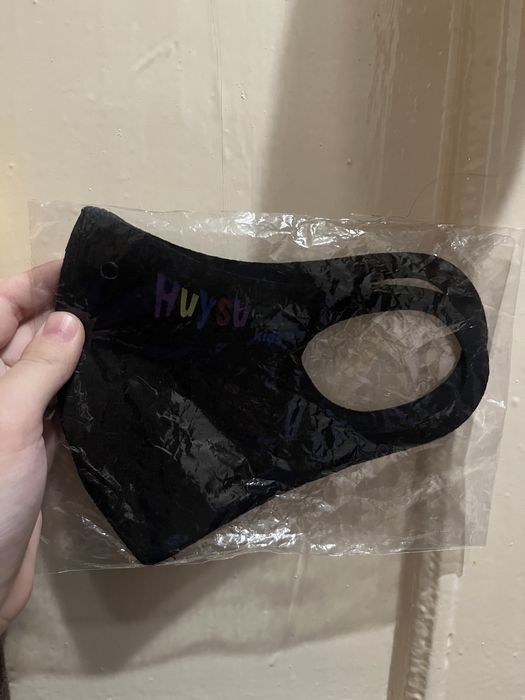 Маска тканевая со смешной надписью