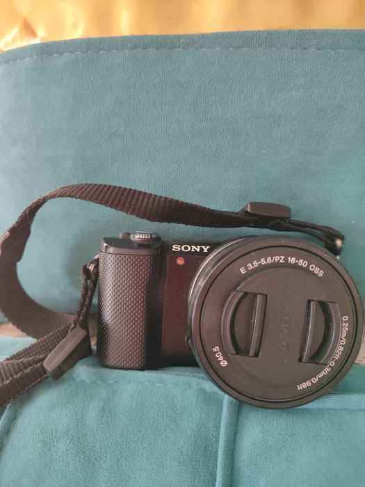 Продам фотоаппарат sony a 5100