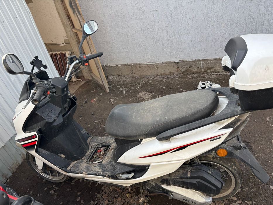 Продам мопед макси 150 куб