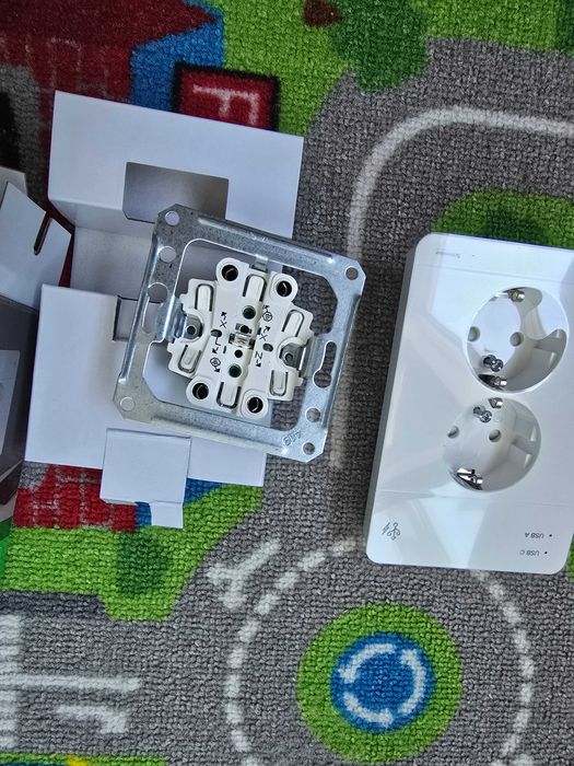 Priza SCHNEIDER DUBLA cu usb și usb Type C, ORIGINAL Suedia