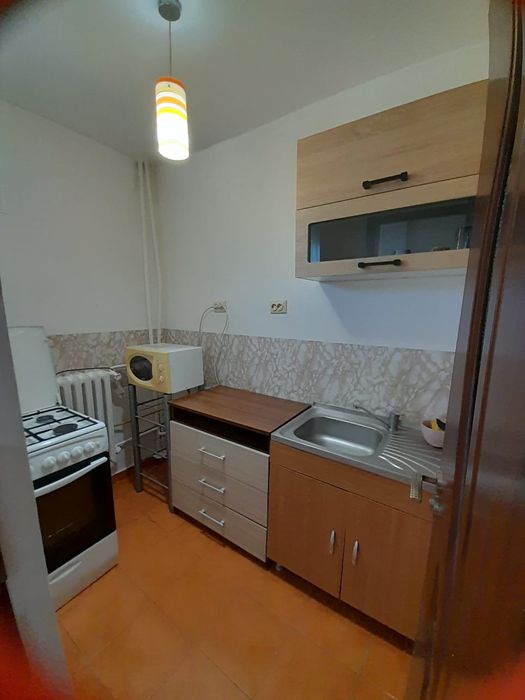 P.F. Garsoniera / apartament 1 camera RENOVAT - Tatarasi - etaj 5/9 - mobilat & utilat