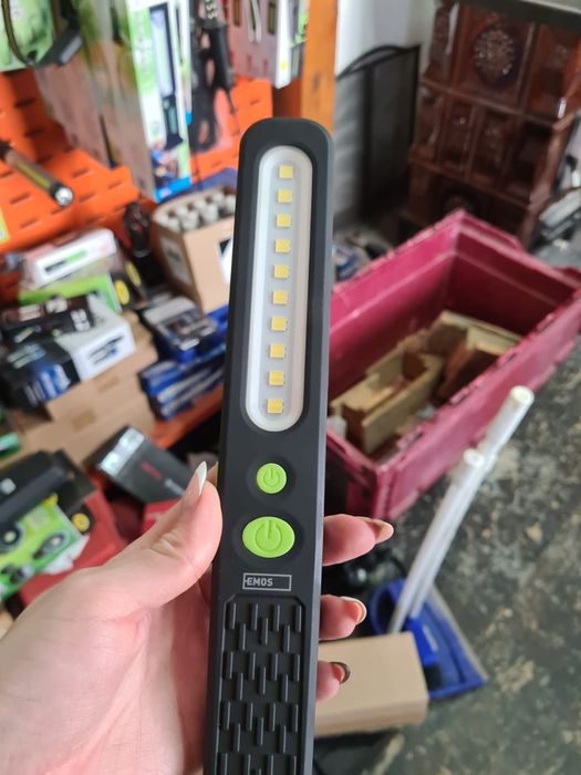 Lanterna led service subtire-700Lumeni.Magnet tare.Subtire.Impact