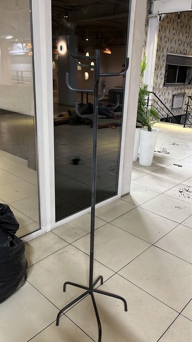 вешалка напольная