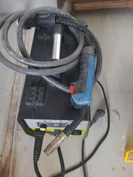 Сварични апарат пол Афтамат с газим и без газ