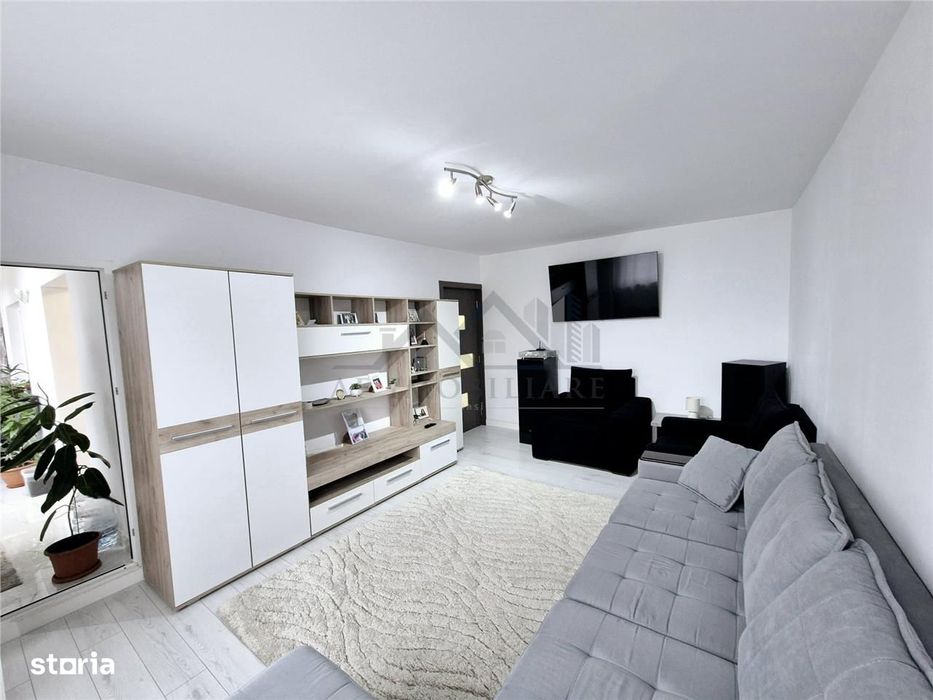 Apartament cu 3 camere de vanzare