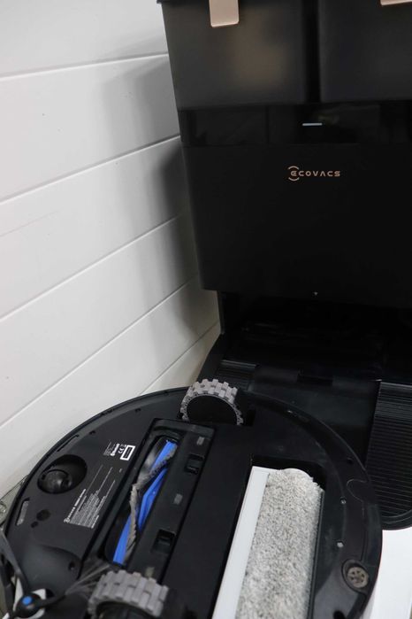 Прахосмукачка робот Ecovacs Deebot X8 Pro Omni, 18000Pa, 75 градуса