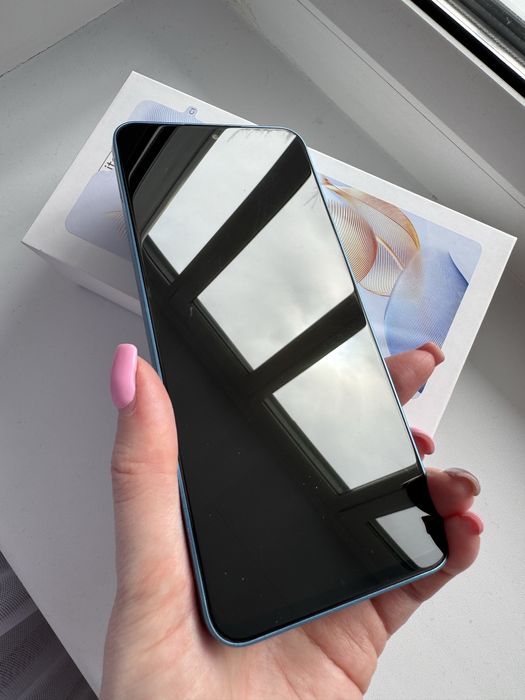 Сматфон Honor 90 lite