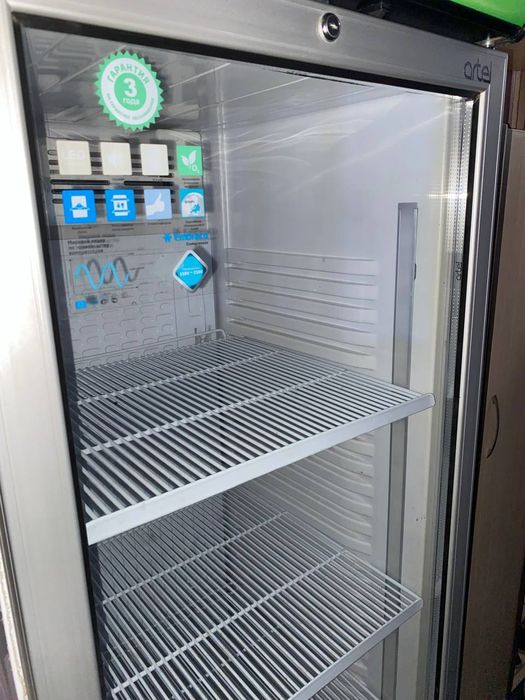 Холодильник витрина