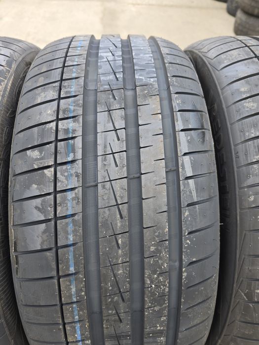 Anvelope de vara 235-45r18 Vredestein