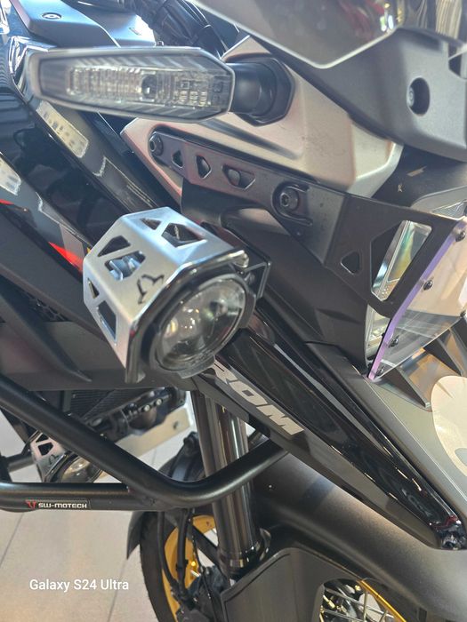 SUZUKI DL1050XT an 2021 4800 KM full accesorizat