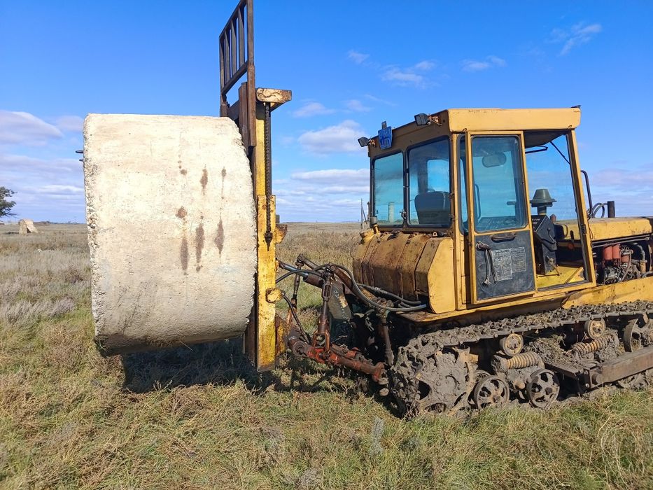 Продам стрелу от вилочного погрузчика .