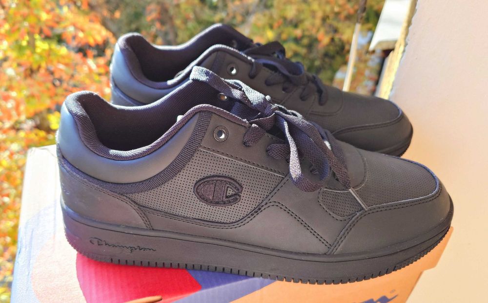 Нови спортни обувки Champion Triple NBK
