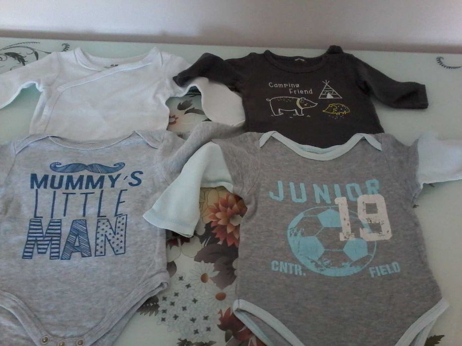 Бебешки дрехи от 3 -6 м. На брой