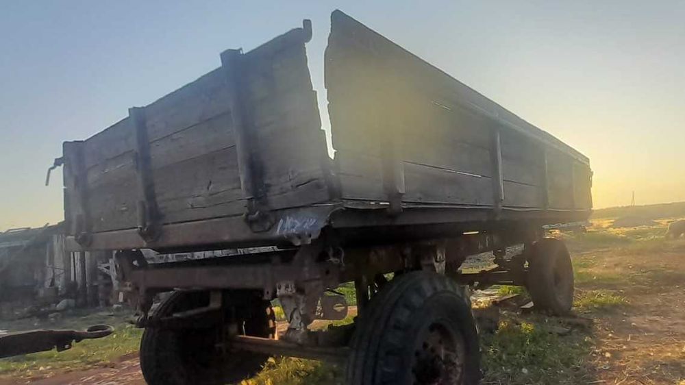 Телега тракторная