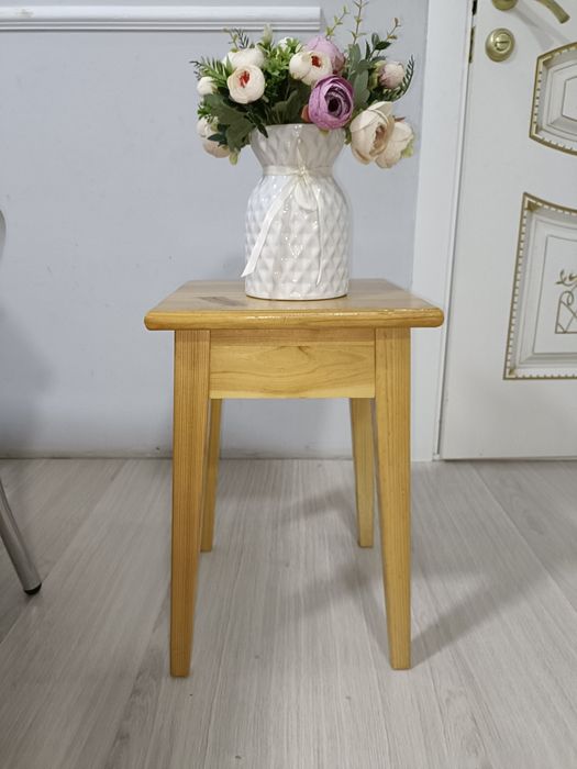 Стулья, табуретки деревянные