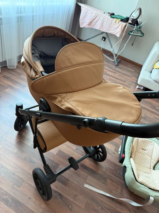Продам коляску анекс е-type прогулочная