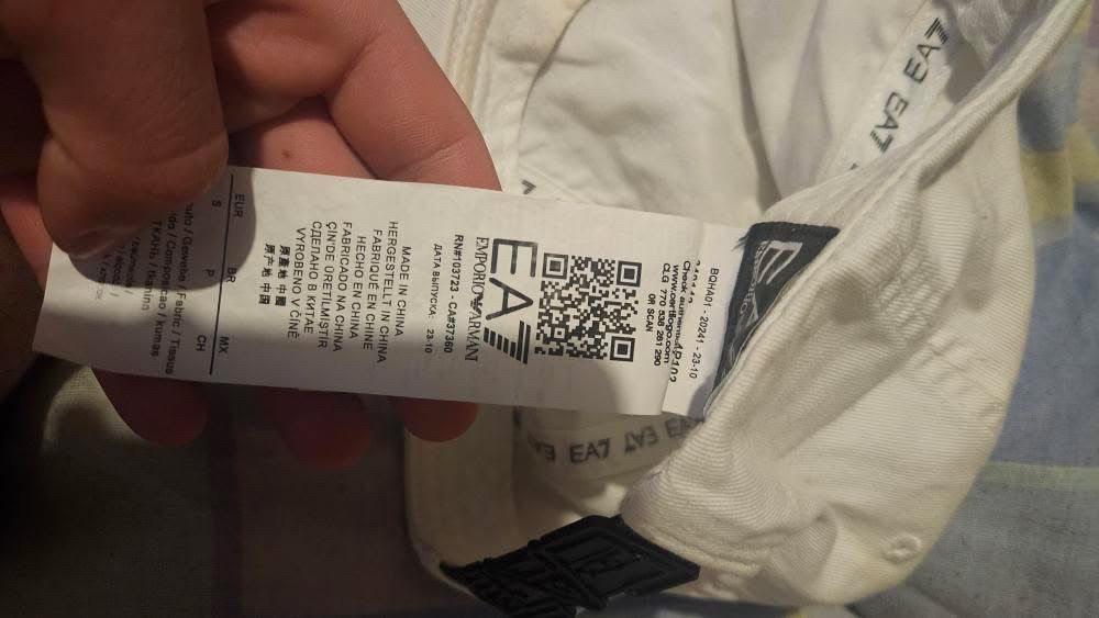 Шапка с козирка Emprio Armani