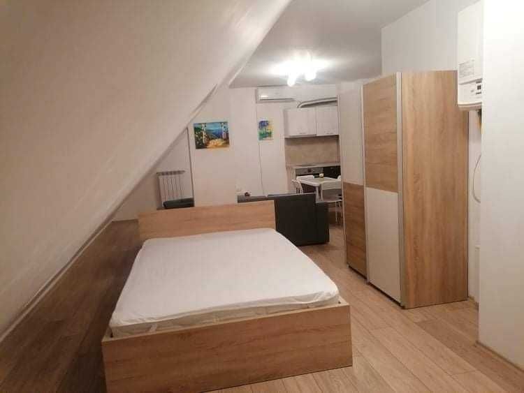 Дава се под наем Едностаен апартамент в София, Кръстова вада - 40 кв.м за 392.7 € - Снимка #2